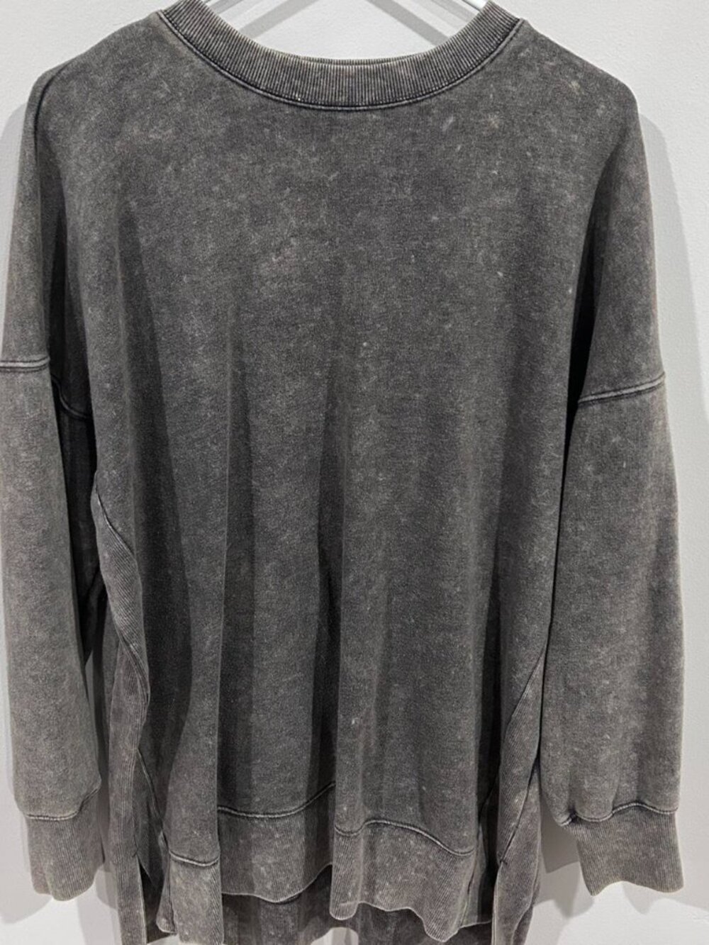 SO Lounge Life Tunic Sweatshirt Gray Acid Wash Size L